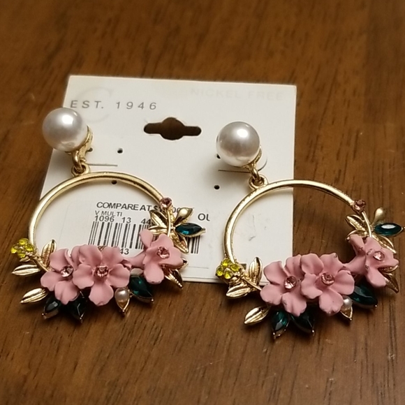 Beautiful floral earrings - Picture 4 of 6